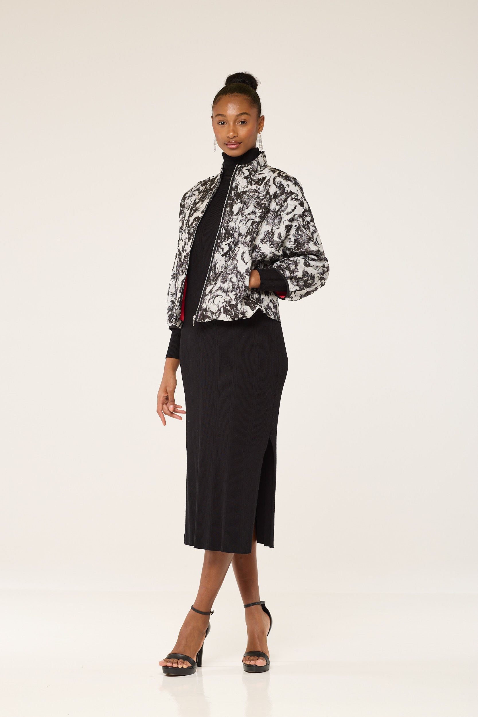 NoirBrushStrokeElegance, MonochromeInkPalette, EbonyCanvasChic, CharcoalBrushedEssence, BlackWhiteBrocadeCraft, GrayscaleStrokesStyle, SlateCanvasBrushedCharm, ShadowyPaletteGlam, InkedMonochromeBlazer, NoirCanvasHarmony,