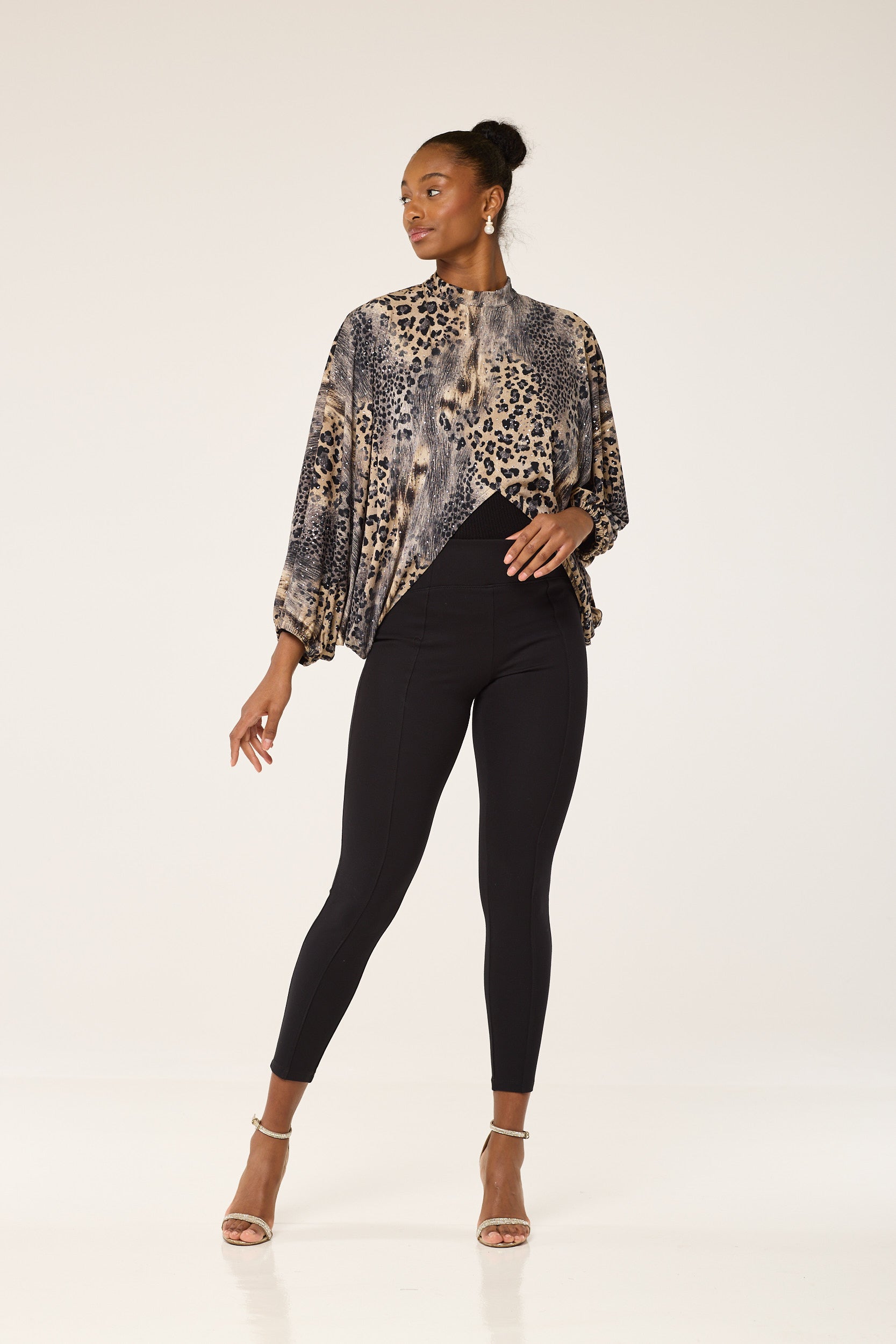ShimmeringSpotsChic, GleamingCheetahMini, DazzlingLeopardCharm, SparklingFelineFlair, TwinklingWildShorty, LustrousLeopardElegance, GlitteredCheetahEssence, RadiantJungleGlam, GlimmeringSpotsStyle, GlamorousLeopardLuxe,