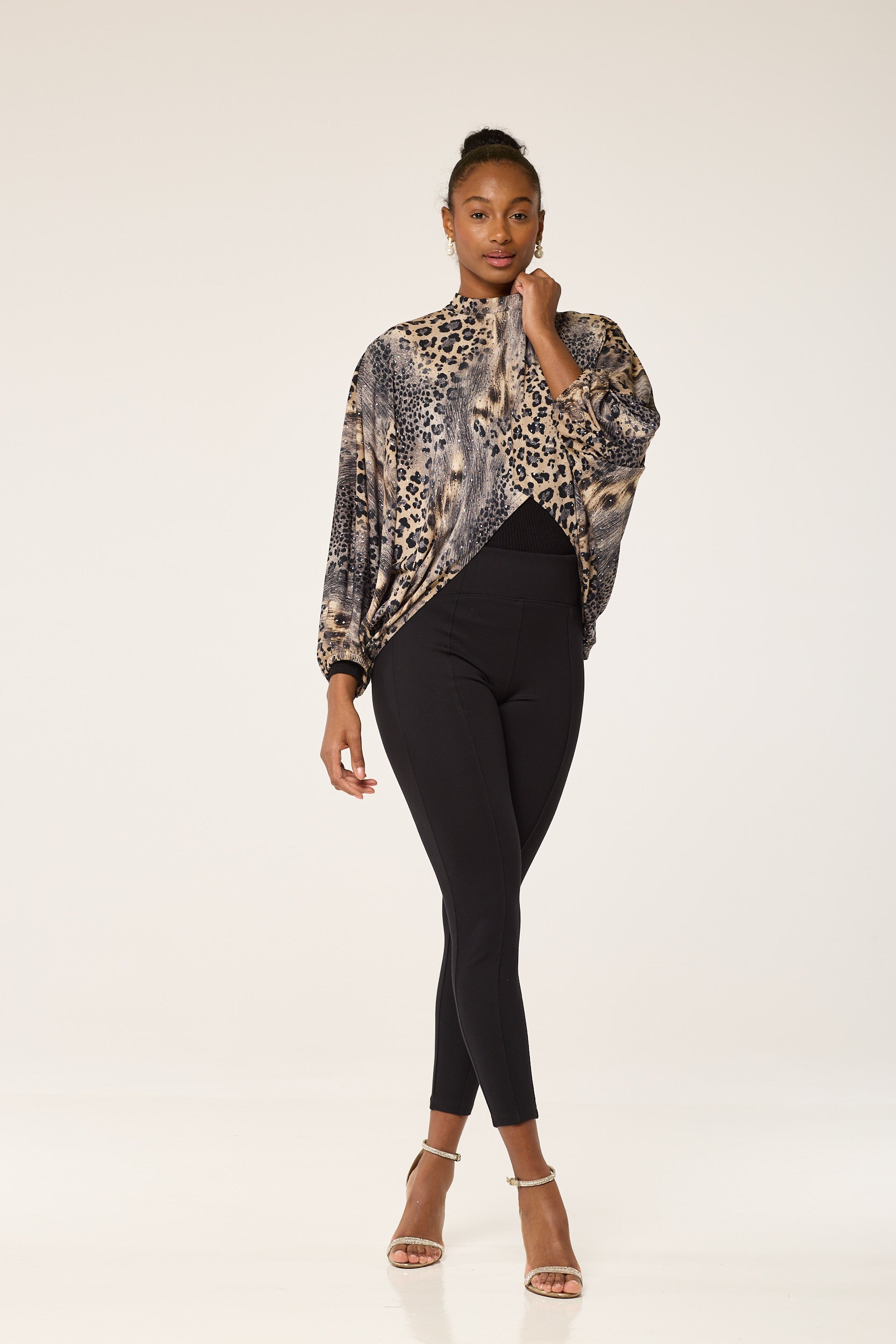ShimmeringSpotsChic, GleamingCheetahMini, DazzlingLeopardCharm, SparklingFelineFlair, TwinklingWildShorty, LustrousLeopardElegance, GlitteredCheetahEssence, RadiantJungleGlam, GlimmeringSpotsStyle, GlamorousLeopardLuxe,
