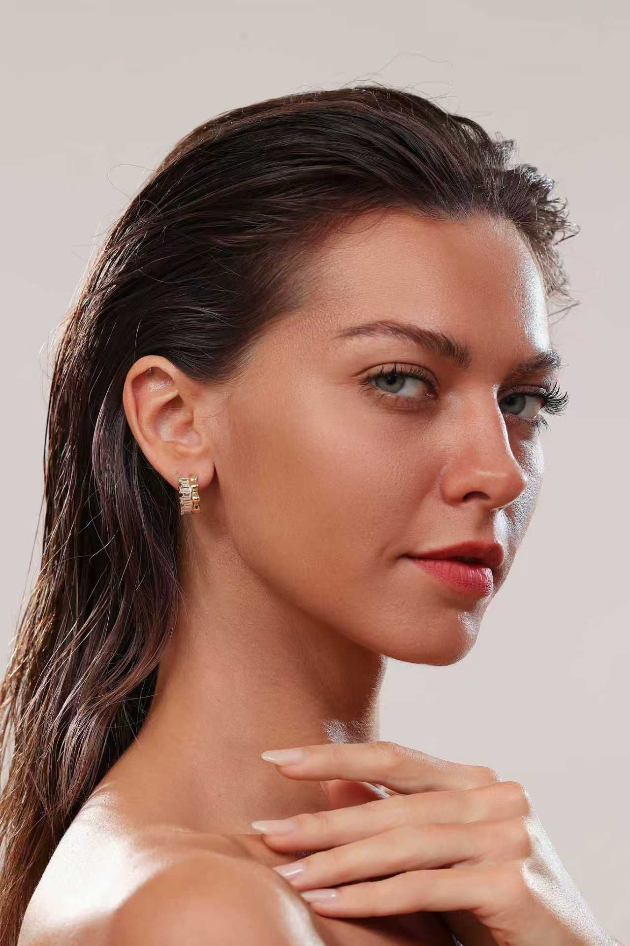 Aurea Loop Earrings - 14K Gold Vermeil